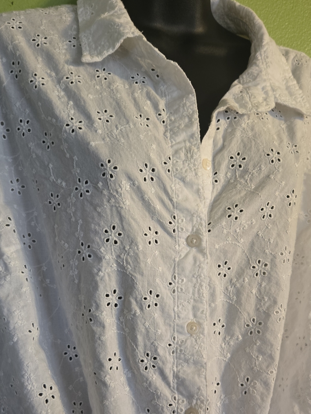 Candace Cameron Bure White Eyelet Blouse